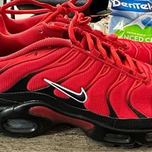 Nearly new Nike Air Max Plus TN
University Red